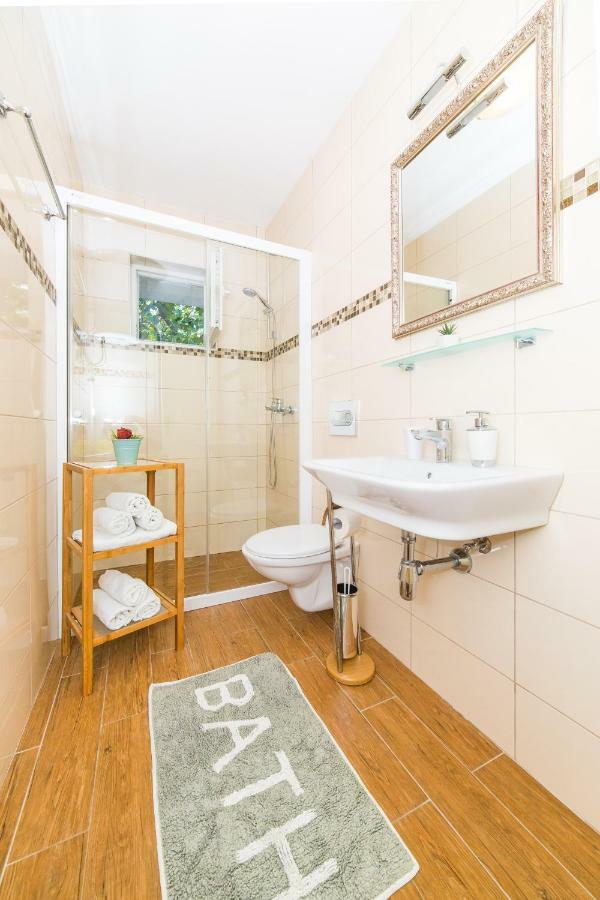 Villa Prelesnik Trogir Eksteriør billede